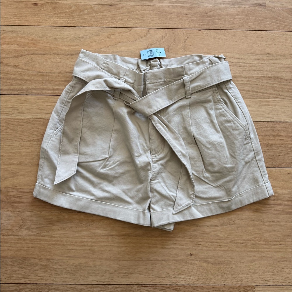 New with Tags LOFT Women's Khaki Shorts - Size 10 Petite